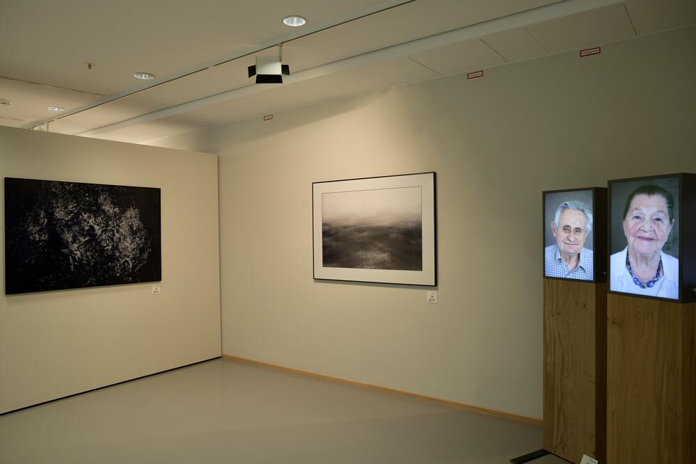 Bild von der Seite „Memories, Ausstellung im Willy-Brandt-Haus Berlin“